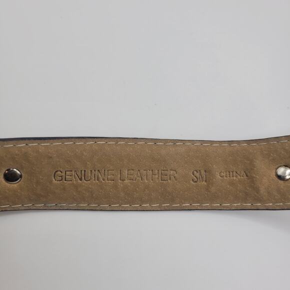 Black Leather Belt Small Western Silver Buckle Croc Embossed Cowgirl Concho Boho - Picture 8 of 8